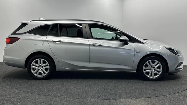 Opel Astra - Afbeelding 8 van 30