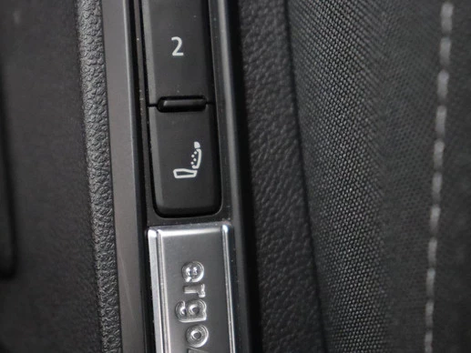 Volkswagen Golf - Afbeelding 7 van 30