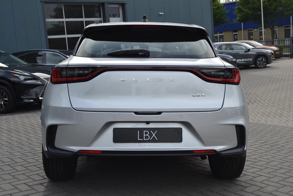 Lexus LBX - Afbeelding 4 van 30
