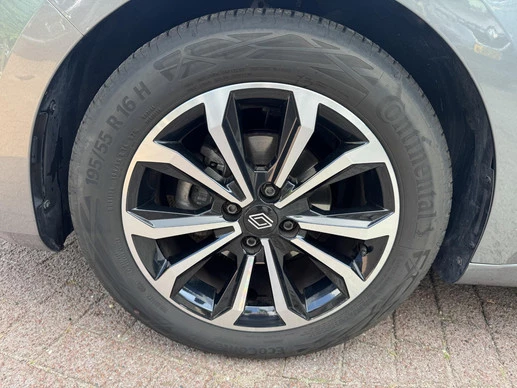 Renault Clio - Afbeelding 10 van 18