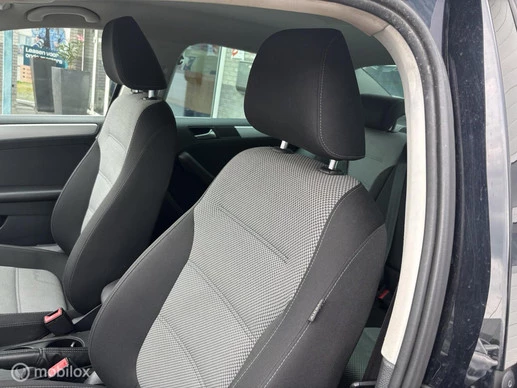 Volkswagen Jetta - Afbeelding 21 van 30