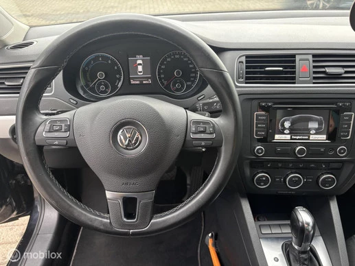 Volkswagen Jetta - Afbeelding 22 van 30