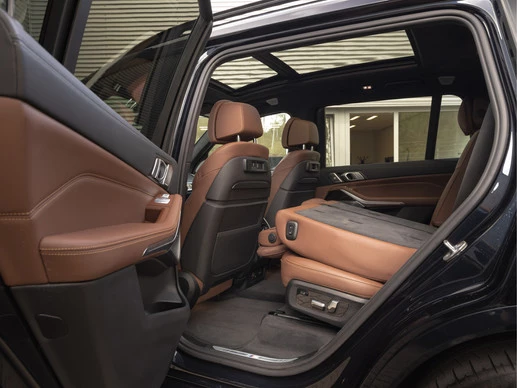 BMW X7 - Afbeelding 25 van 30