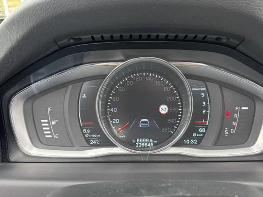 Volvo XC70 - Afbeelding 18 van 22