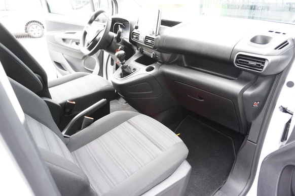 Opel Combo - Afbeelding 13 van 30