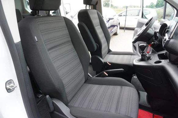 Opel Combo - Afbeelding 14 van 30