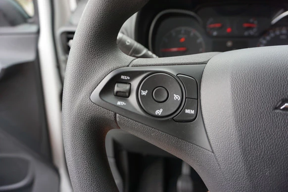 Opel Combo - Afbeelding 19 van 30