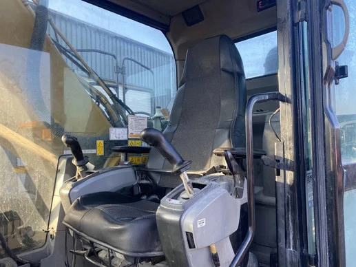 Caterpillar  - Afbeelding 18 van 19