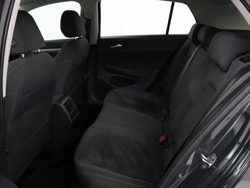 Volkswagen Golf - Afbeelding 8 van 30