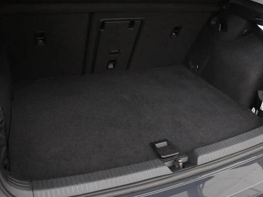 Volkswagen Golf - Afbeelding 13 van 30