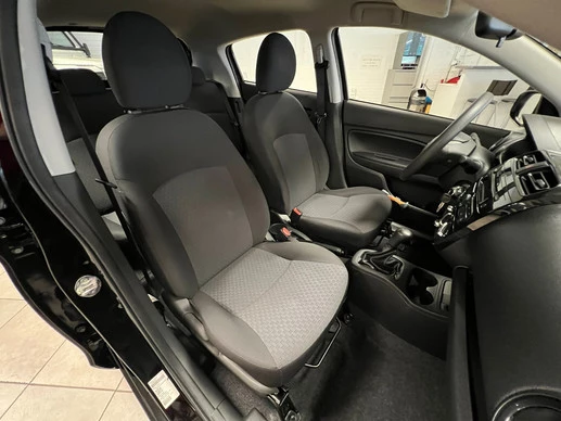 Mitsubishi Space Star - Afbeelding 8 van 18