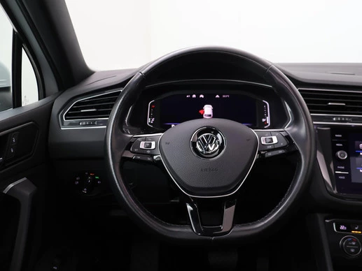 Volkswagen Tiguan - Afbeelding 10 van 30