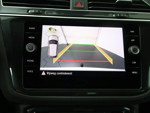 Volkswagen Tiguan - Afbeelding 18 van 30