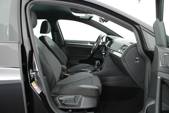 Volkswagen Golf - Afbeelding 11 van 30