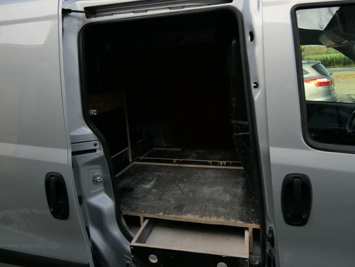 Opel Combo - Afbeelding 14 van 24