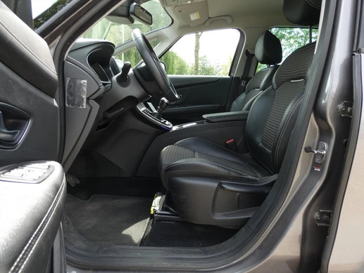 Renault Grand Scénic - Afbeelding 8 van 30