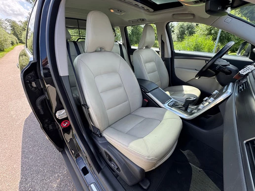 Volvo XC70 - Afbeelding 2 van 30