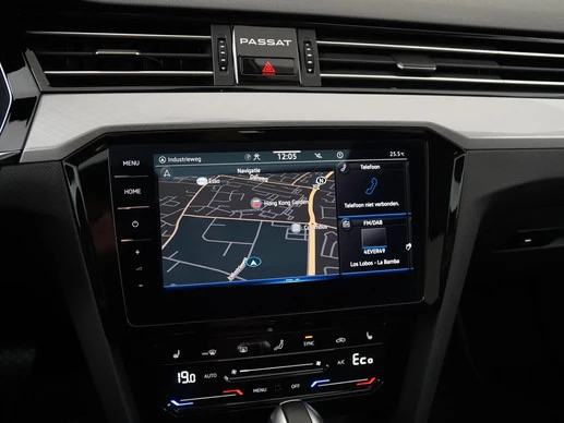 Volkswagen Passat - Afbeelding 14 van 30
