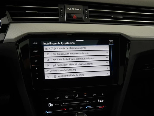 Volkswagen Passat - Afbeelding 22 van 30