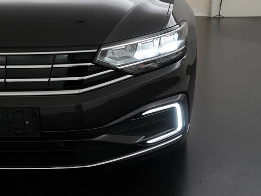 Volkswagen Passat - Afbeelding 23 van 30