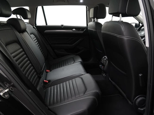 Volkswagen Passat - Afbeelding 29 van 30