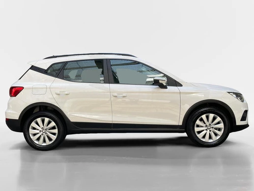 SEAT Arona - Afbeelding 2 van 29