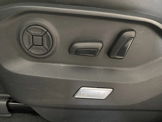 Volkswagen Touareg - Afbeelding 19 van 30