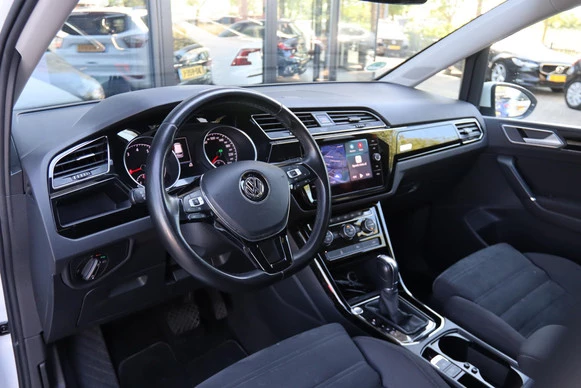 Volkswagen Touran - Afbeelding 15 van 30