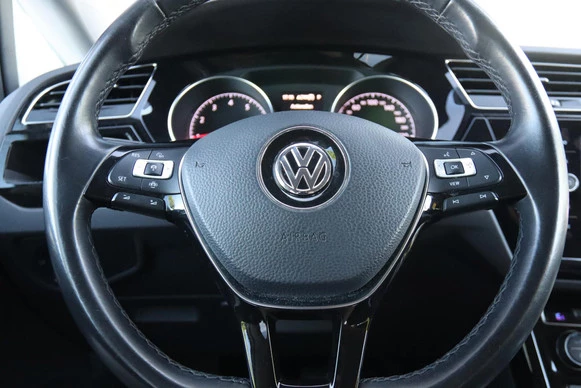 Volkswagen Touran - Afbeelding 17 van 30