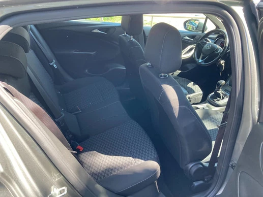 Opel Astra - Afbeelding 8 van 25