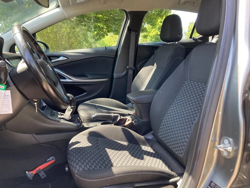 Opel Astra - Afbeelding 11 van 25