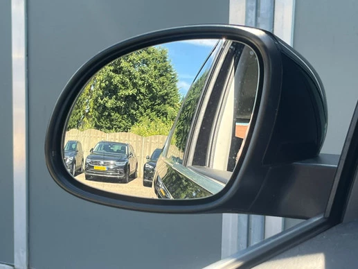 Volkswagen Sharan - Afbeelding 17 van 30