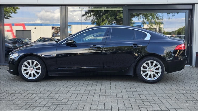Jaguar XE - Afbeelding 7 van 21