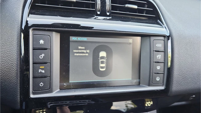 Jaguar XE - Afbeelding 17 van 21