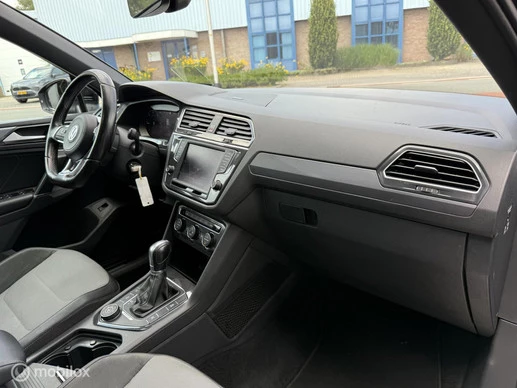 Volkswagen Tiguan - Afbeelding 11 van 27