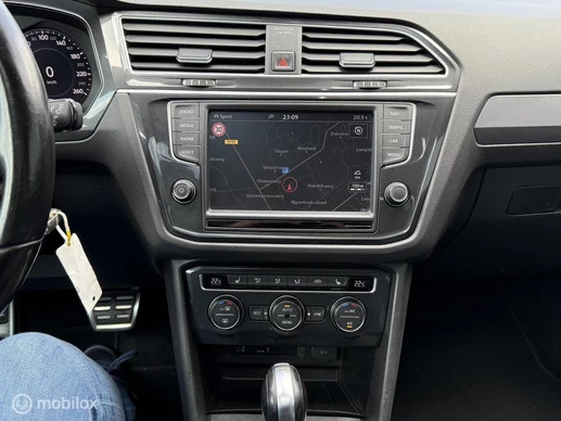Volkswagen Tiguan - Afbeelding 16 van 27