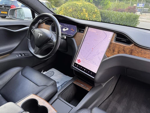 Tesla Model S - Afbeelding 2 van 30