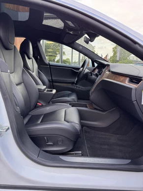 Tesla Model S - Afbeelding 11 van 30