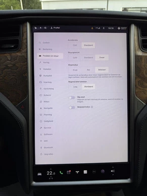 Tesla Model S - Afbeelding 21 van 30