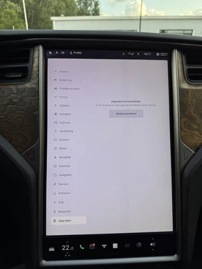 Tesla Model S - Afbeelding 25 van 30