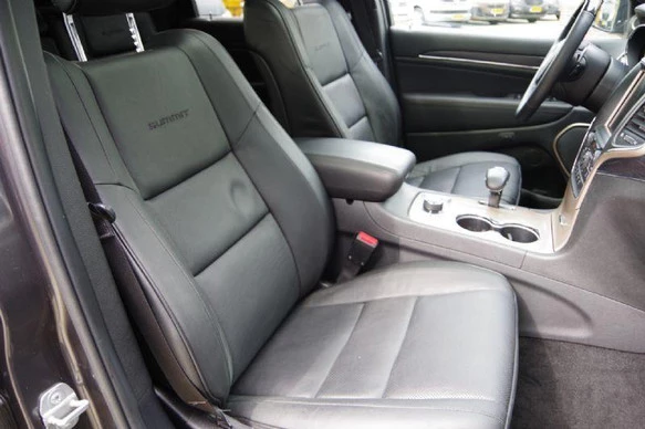 Jeep Grand Cherokee - Afbeelding 21 van 30