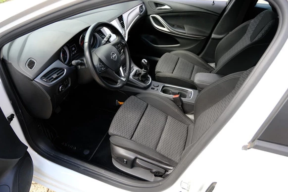Opel Astra - Afbeelding 2 van 30