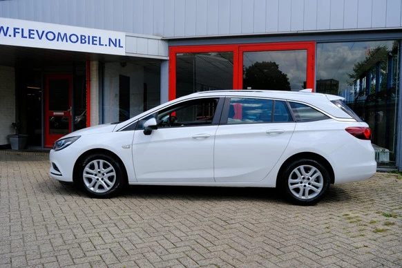 Opel Astra - Afbeelding 24 van 30