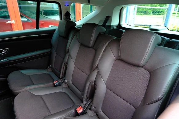 Renault Espace - Afbeelding 28 van 30