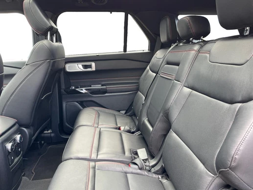 Ford Explorer - Afbeelding 12 van 30