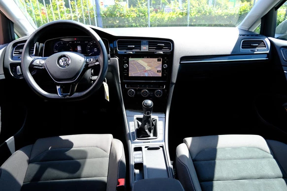 Volkswagen Golf - Afbeelding 11 van 30