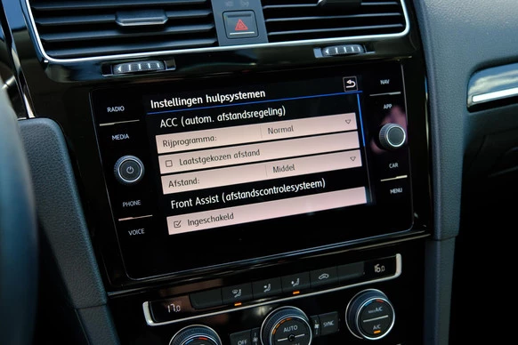 Volkswagen Golf - Afbeelding 14 van 30