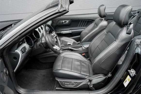 Ford Mustang - Afbeelding 4 van 30