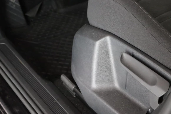 Volkswagen Touran - Afbeelding 10 van 30