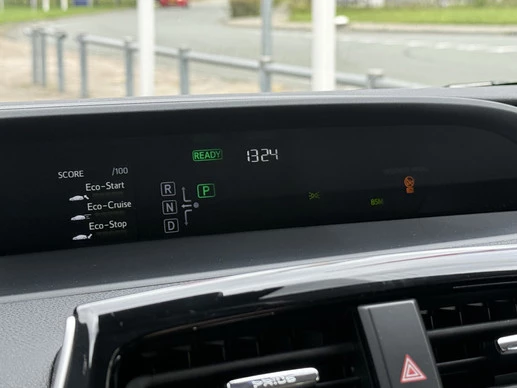 Toyota Prius - Afbeelding 10 van 30